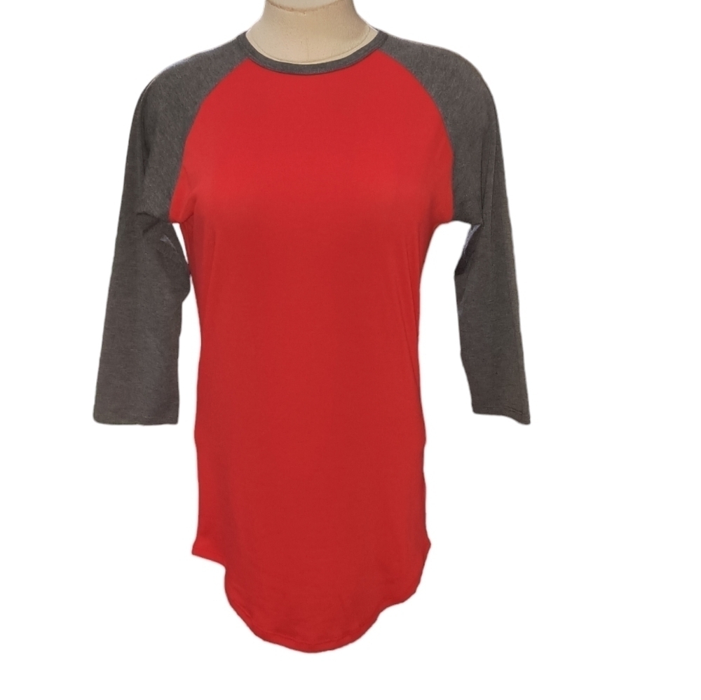 NWT LuLaRoe Randy 3/4 Sleeve Baseball T Size XS (2-4)